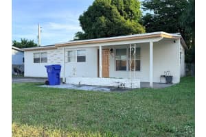 2950 NW 20th St, Fort Lauderdale, FL 33311 - MLS#F10540277