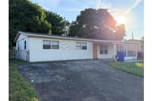 2950 NW 20th St, Fort Lauderdale, FL 33311 - MLS#F10540277