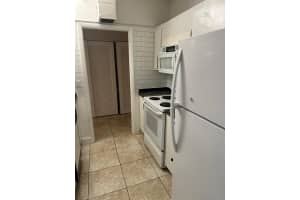 400 Riverside Drive, Pompano Beach, FL 33062 - MLS#F10540318