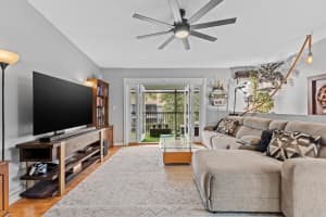 2761 S Oakland Forest Dr 204, Oakland Park, FL 33309 - MLS#F10540320