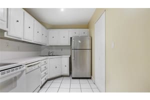 3123 OAKLAND SHORES DR D104, Oakland Park, FL 33309 - MLS#F10540321