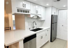 9955 Westview Dr 215, Coral Springs, FL 33076 - MLS#F10540328