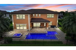 11000 Watercrest Cir, Parkland, FL 33076 - MLS#F10540364