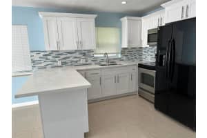 2819 Plunkett St, Hollywood, FL 33020 - MLS#F10540369