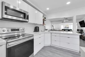 2535 Sherman St, Hollywood