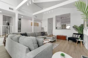 3070 NE 13th Ave, Oakland Park, FL 33334 - MLS#F10540394