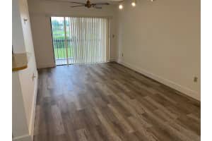 660 Park Drive, Miami, FL 33172 - MLS#F10540419