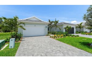 212 SE VIA SANGRO, Port Saint Lucie, FL 34952 - MLS#F10540424