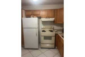 2871 Somerset Dr 105, Lauderdale Lakes, FL 33311 - MLS#F10540446