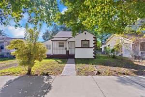 1114 NW 39th St, Miami, FL 33127 - MLS#F10540451