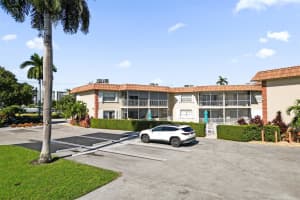 2201 SE 9th St 106, Pompano Beach, FL 33062 - MLS#F10540463