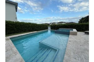 10660 S Lago Vista Cir, Parkland, FL 33076 - MLS#F10540469