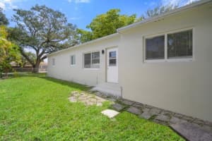 2601 Taylor St, Hollywood, FL 33020 - MLS#F10540486