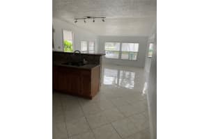 8580 SW 23rd Pl, Davie, FL 33324 - MLS#F10540512