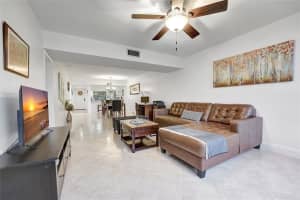 1502 Whitehall Drive, Davie, FL 33324 - MLS#F10540549