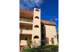 8841 Sunrise Lakes Boulevard 206, Sunrise, Fl 33322, Sunrise