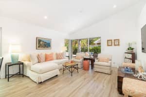 15 Commodore Pl, Palm Beach Gardens, FL 33418 - MLS#F10540571