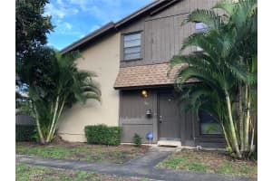 1801 Bayberry Dr 1801, Pembroke Pines, FL 33024 - MLS#F10540573