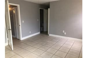 1801 Bayberry Drive, Pembroke Pines, FL 33024 - MLS#F10540573