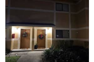 223 Palm Circle, Pembroke Pines, FL 33025 - MLS#F10540583