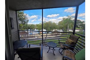 1101 Colony Point Cir 304, Pembroke Pines, FL 33026 - MLS#F10540587