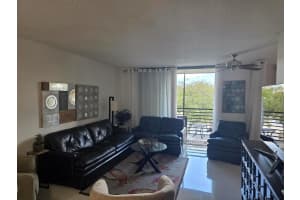 1101 Colony Point Cir 304, Pembroke Pines, FL 33026 Sold 01/09/26