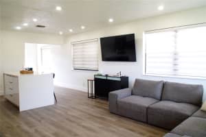 521 NW 20th Ave, Fort Lauderdale, FL 33311 - MLS#F10540634