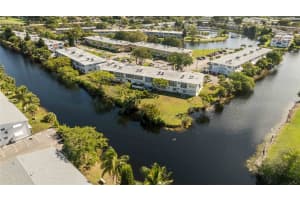 52 NE 204th St 31, Miami, FL 33179 - MLS#F10540639