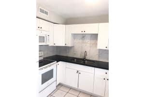 18 NW street, Lauderhill, FL 33313 - MLS#F10540653