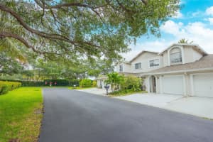 50 Desford Ln, Boynton Beach, FL 33426 - MLS#F10540655