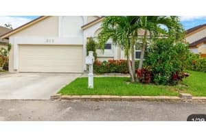 312 BISHOP RD, North Lauderdale, FL 33068 - MLS#F10540661