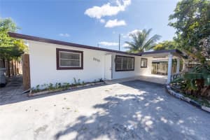 2510 NE 3rd Ave, Pompano Beach, FL 33064 - MLS#F10540698