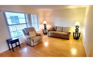 2901 NW 47th Ter 247B, Lauderdale Lakes, FL 33313 - MLS#F10540719