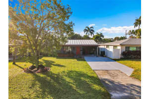 380 47th Court, Fort Lauderdale, FL 33309 - MLS#F10540739