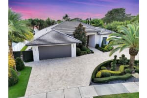 740 Sw 18th St, Boca Raton 740 Sw 18th St, Boca Raton