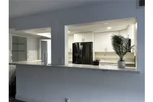 800 Parkview Dr 829, Hallandale Beach, FL 33009 - MLS#F10540766