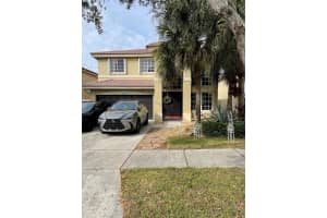 414 205th Avenue, Pembroke Pines, FL 33029 - MLS#F10540849