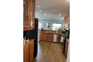 414 SW 205th Ave, Pembroke Pines, FL 33029 - MLS#F10540849