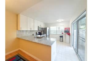 1945 Stratford Way, West Palm Beach, FL 33409 - MLS#F10540864