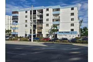 5033 NW 7th St 508, Miami, FL 33126 - MLS#F10540875