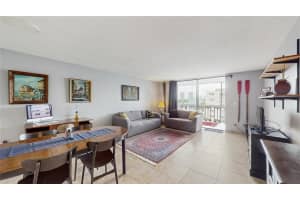 1001 14th Avenue, Hallandale Beach, FL 33009 - MLS#F10540877