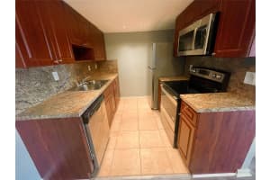 4024 Cambridge B 4024, Deerfield Beach, FL 33442 - MLS#F10540920