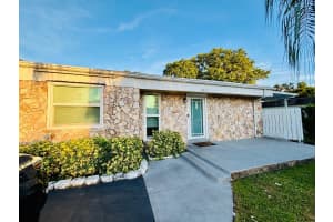 8000 NW 74th Ter, Tamarac, FL 33321 - MLS#F10540924