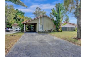 1257 NW 91st Ave, Coral Springs, FL 33071 - MLS#F10540937