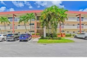 9511 N Hollybrook Lake Dr 207, Pembroke Pines, FL 33025 - MLS#F10540941