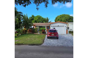 4215 NW 52nd AVE, Lauderdale Lakes, FL 33319 - MLS#F10540953