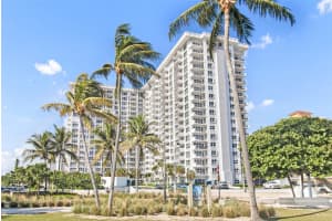 405 Ocean Boulevard, Pompano Beach, FL 33062 - MLS#F10540971