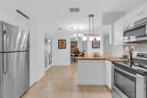 1521 NW 42nd St, Fort Lauderdale, FL 33309 - MLS#F10540984