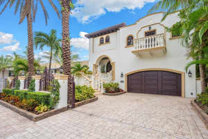 2760 N Atlantic Blvd, Fort Lauderdale, FL 33308 - MLS#F10541012