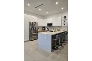 2275 SE 7th St, Pompano Beach, FL 33062 - MLS#F10541062